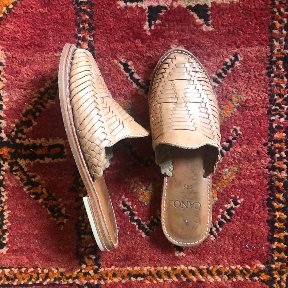 CANO Emma Mule